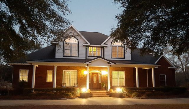 75 Evergreen Parkway, Defuniak Springs, FL 32435