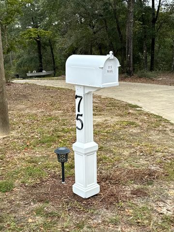 75 Evergreen Parkway, Defuniak Springs, FL 32435