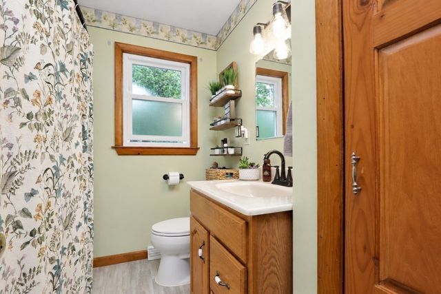 234 Carver St, Springfield, MA 01108