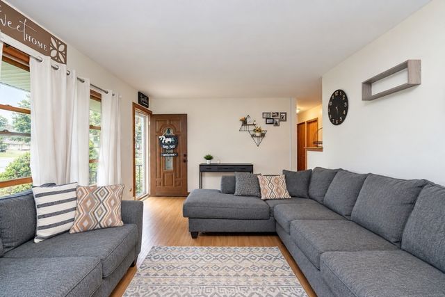 234 Carver St, Springfield, MA 01108