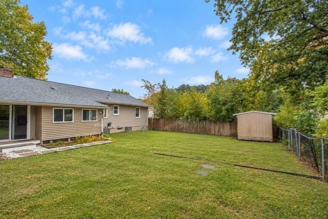 234 Carver St, Springfield, MA 01108