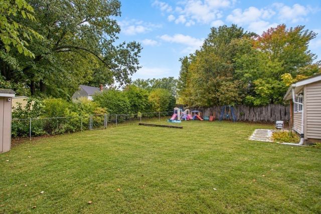 234 Carver St, Springfield, MA 01108