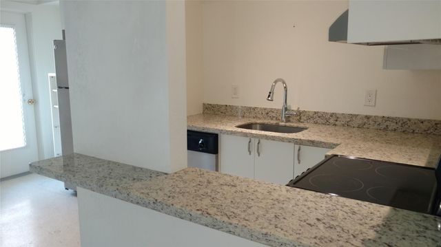 1354 Bayview Drive Unit G, Fort Lauderdale, FL 33304