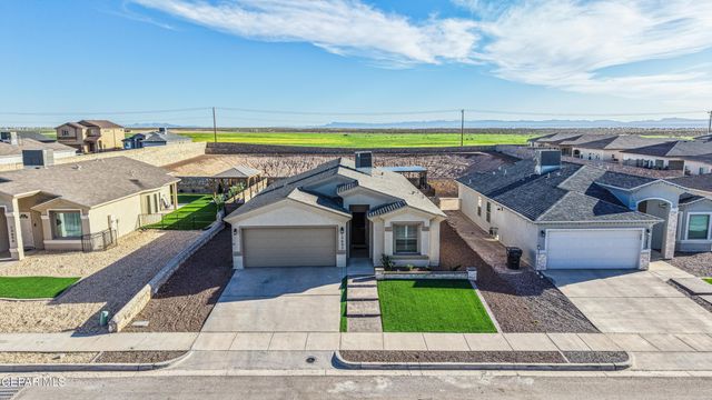 13652 Lago Vista Avenue, Horizon City, TX 79928