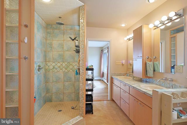 714 SAINT MARYS AVE, Cumberland, MD 21502