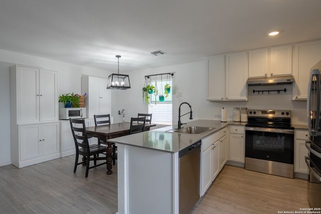 13255 Faxon Pass, San Antonio, TX 78221