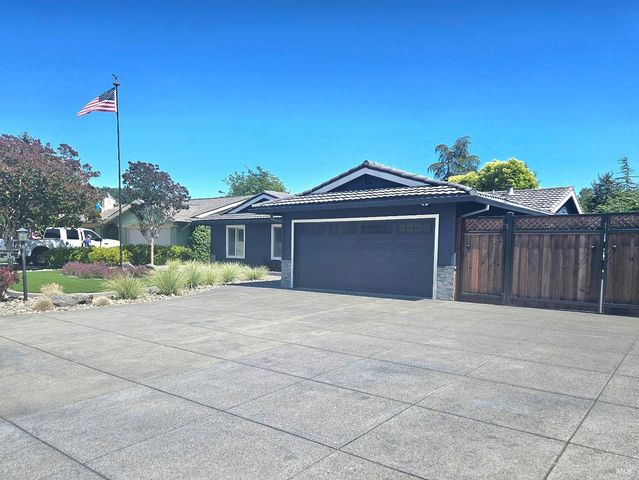354 Wikiup Dr, Santa Rosa, CA 95403