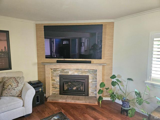 354 Wikiup Dr, Santa Rosa, CA 95403