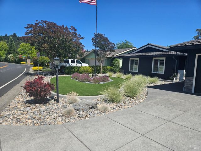 354 Wikiup Dr, Santa Rosa, CA 95403