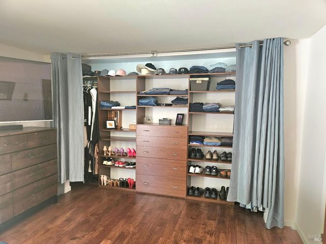 354 Wikiup Dr, Santa Rosa, CA 95403