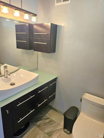 354 Wikiup Dr, Santa Rosa, CA 95403