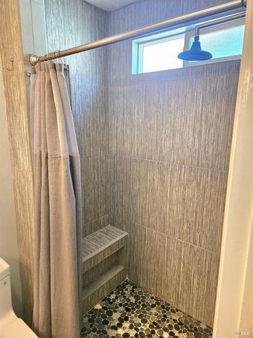 354 Wikiup Dr, Santa Rosa, CA 95403