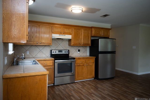 403 Railroad Ave, New Roads, LA 70760