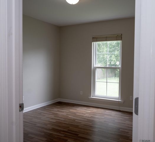 403 Railroad Ave, New Roads, LA 70760