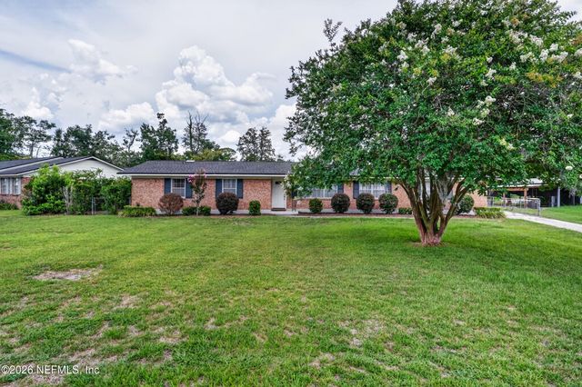 717 ESTATES COVE Road, Jacksonville, FL 32221