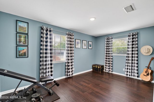 717 ESTATES COVE Road, Jacksonville, FL 32221