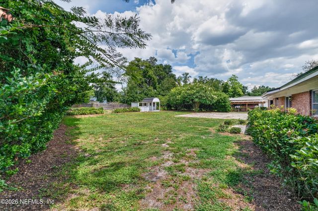 717 ESTATES COVE Road, Jacksonville, FL 32221