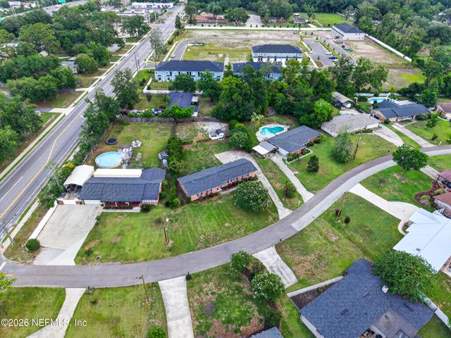 717 ESTATES COVE Road, Jacksonville, FL 32221