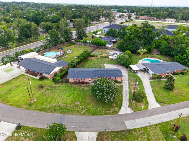 717 ESTATES COVE Road, Jacksonville, FL 32221