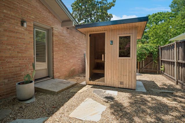 10816 Pinocchio Drive, Dallas, TX 75229