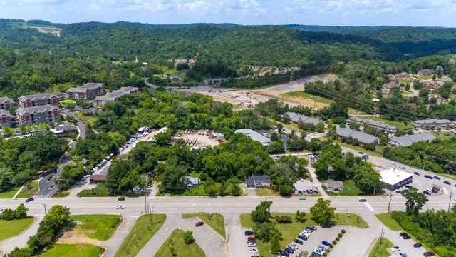 655 Old Hickory Blvd, Nashville, TN 37209