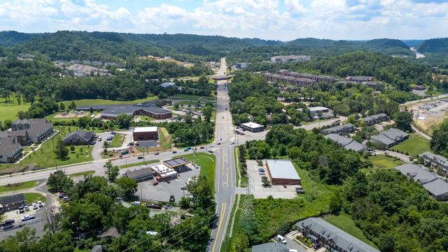 655 Old Hickory Blvd, Nashville, TN 37209
