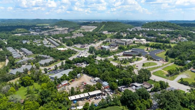 655 Old Hickory Blvd, Nashville, TN 37209