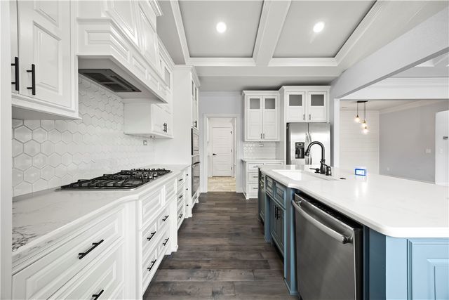 502 SW Ramsey Lane, Bentonville, AR 72712