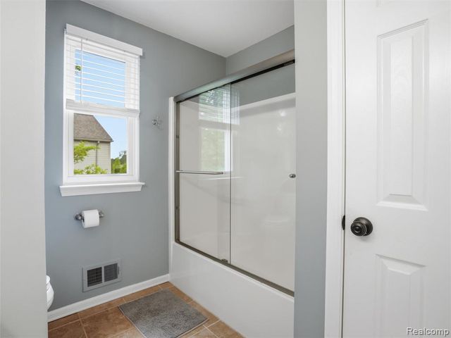 6449 Cranberry Drive, Holly, MI 48442