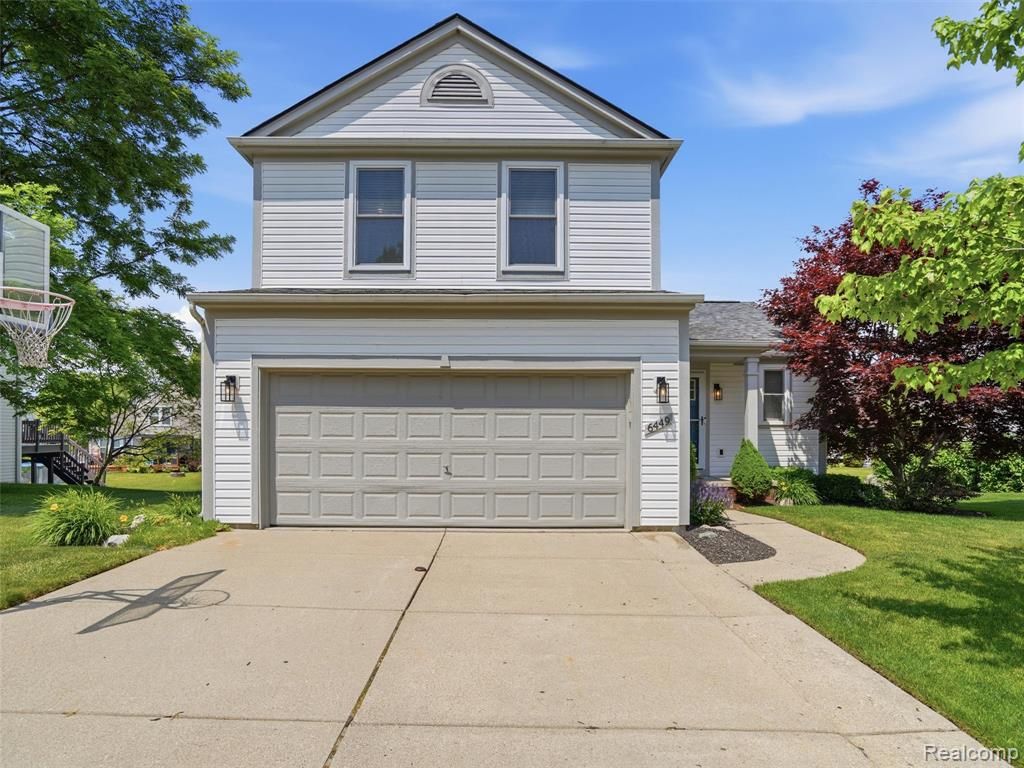 6449 Cranberry Drive, Holly, MI 48442