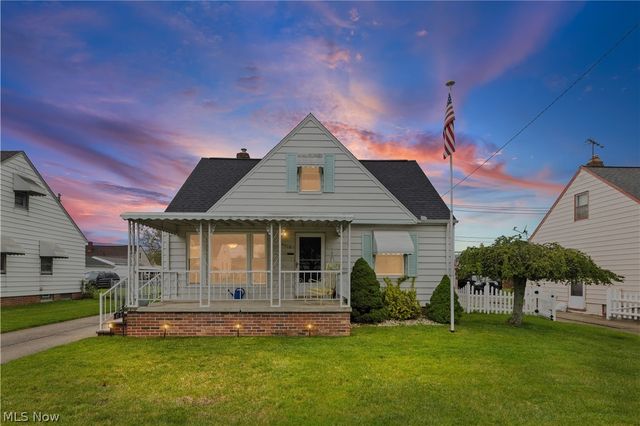 4718 Southwood Drive, Brooklyn, OH 44144