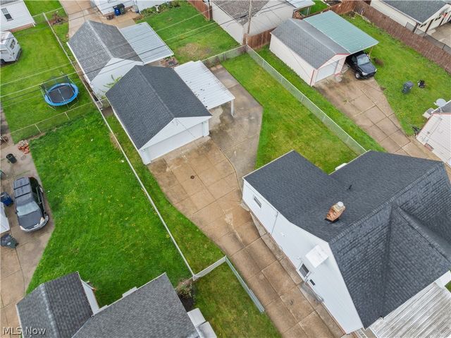 4718 Southwood Drive, Brooklyn, OH 44144