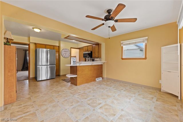 4718 Southwood Drive, Brooklyn, OH 44144