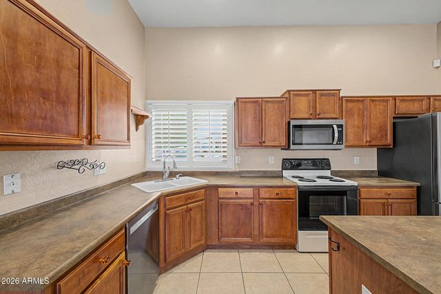 3386 E THORNTON Avenue, Gilbert, AZ 85297
