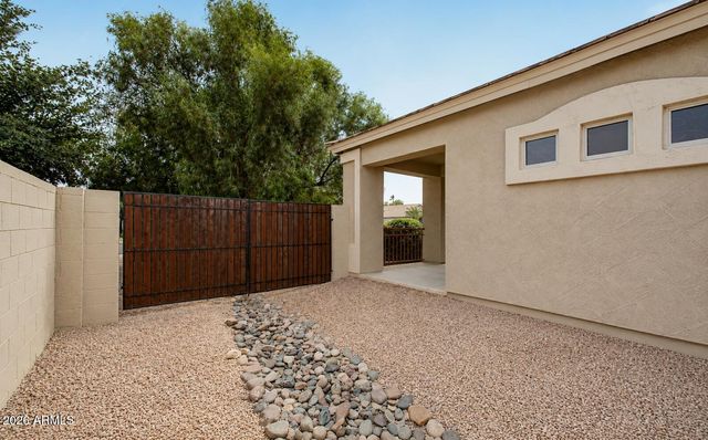 3386 E THORNTON Avenue, Gilbert, AZ 85297
