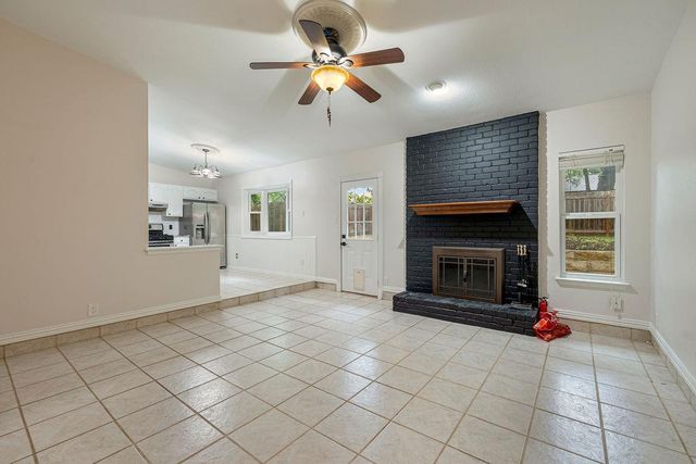 920 Acorn Oaks DR, Austin, TX 78745