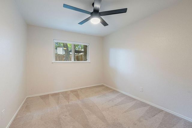 920 Acorn Oaks DR, Austin, TX 78745