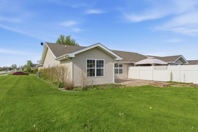 1257 W 84th Lane, Merrillville, IN 46410