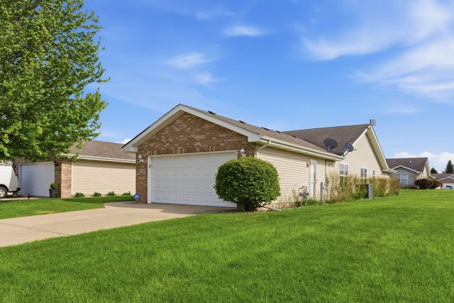 1257 W 84th Lane, Merrillville, IN 46410