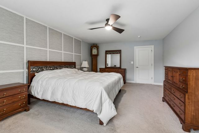 1009 N Auburn Ridge Drive, Palatine, IL 60067