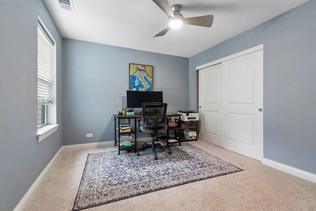 1009 N Auburn Ridge Drive, Palatine, IL 60067