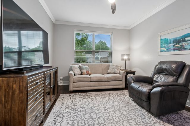 1009 N Auburn Ridge Drive, Palatine, IL 60067