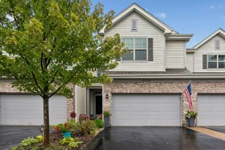 1009 N Auburn Ridge Drive, Palatine, IL 60067