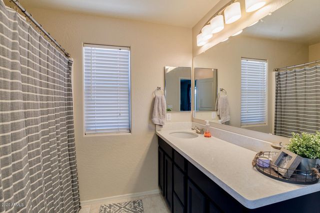 3868 W Carlos Lane, San Tan Valley, AZ 85143