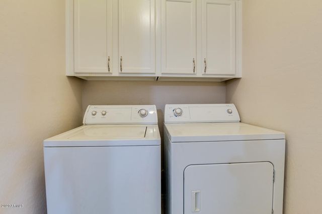 3868 W Carlos Lane, San Tan Valley, AZ 85143