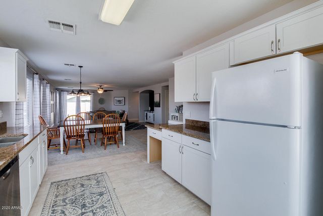 3868 W Carlos Lane, San Tan Valley, AZ 85143