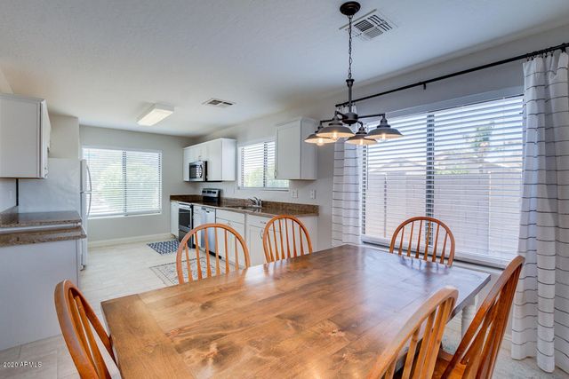 3868 W Carlos Lane, San Tan Valley, AZ 85143