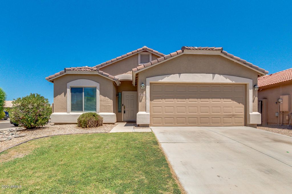 3868 W Carlos Lane, San Tan Valley, AZ 85143