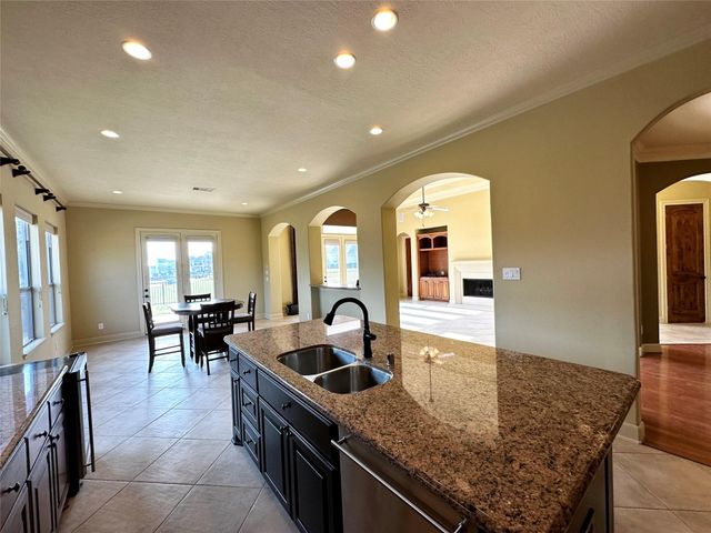617 Constellation Boulevard, League City, TX 77573