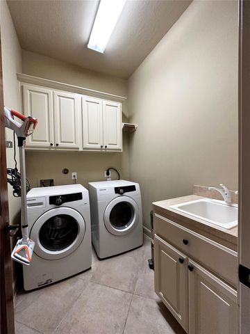 617 Constellation Boulevard, League City, TX 77573